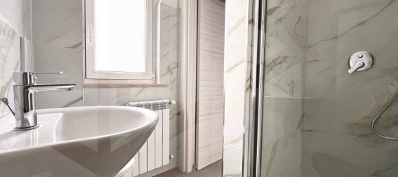 Casa de 3 habitaciónes en Triggiano, Italy No. 28741 21