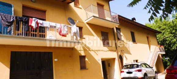 2 Schlafzimmer Haus in Gubbio, Italy, Nr. 304505 20