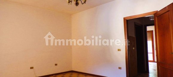 2 Schlafzimmer Haus in Gubbio, Italy, Nr. 304505 13