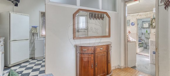 2 bedrooms House in Porto, Portugal No. 23668 4