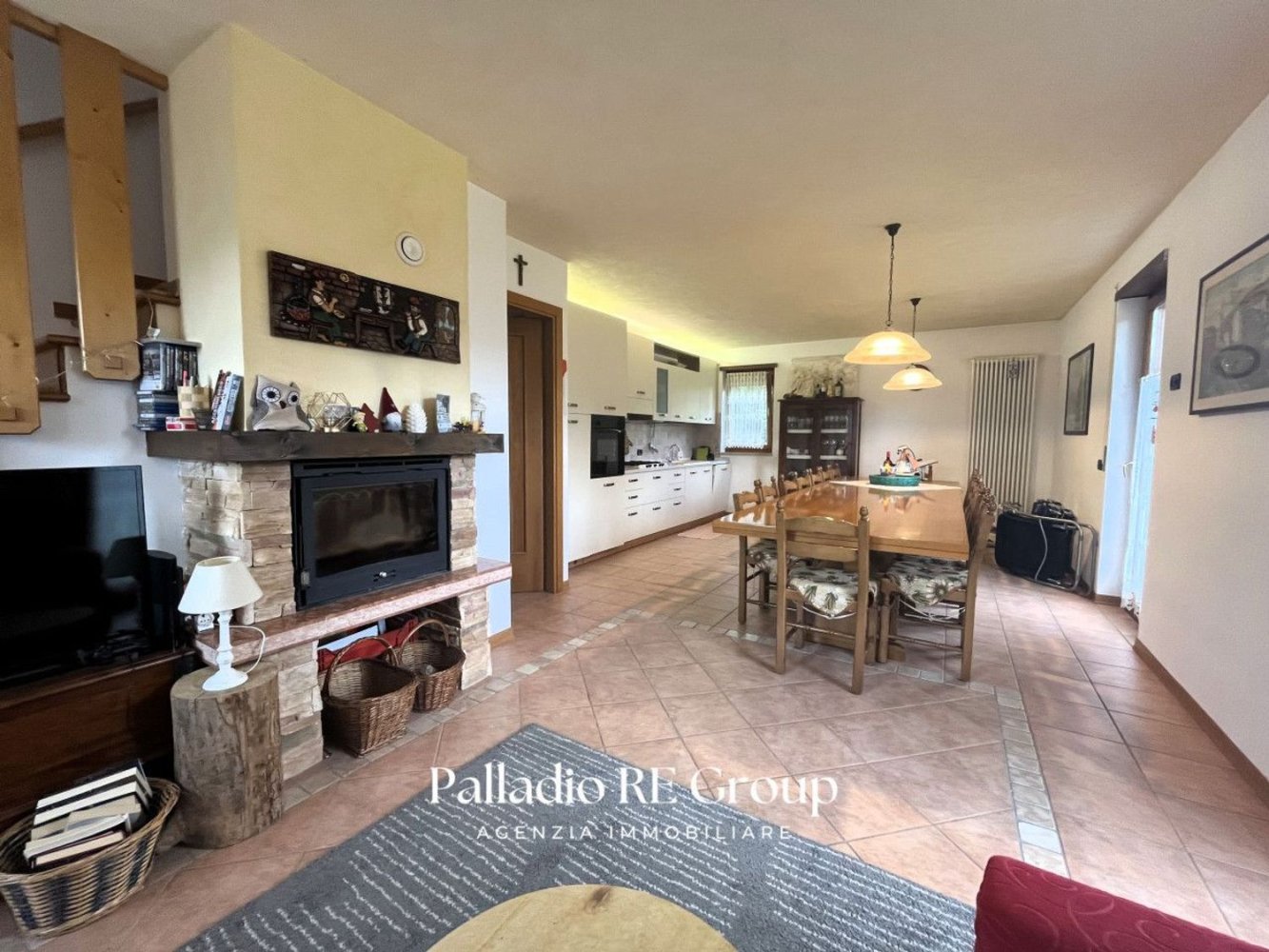 5 rooms House in Roana, Italy No. 300361