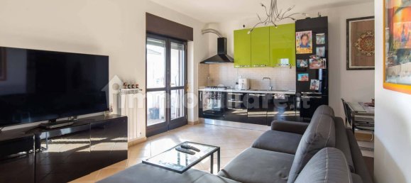 1 bedroom Apartment in Rome, Italy No. 375298 8