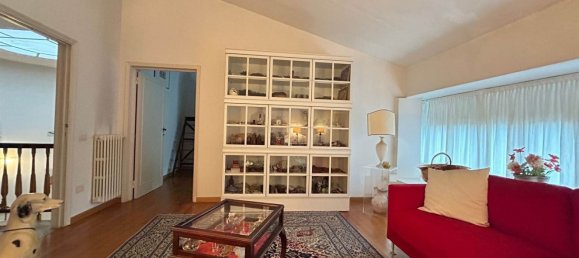 10 rooms Villa in Prato, Italy No. 92058 11