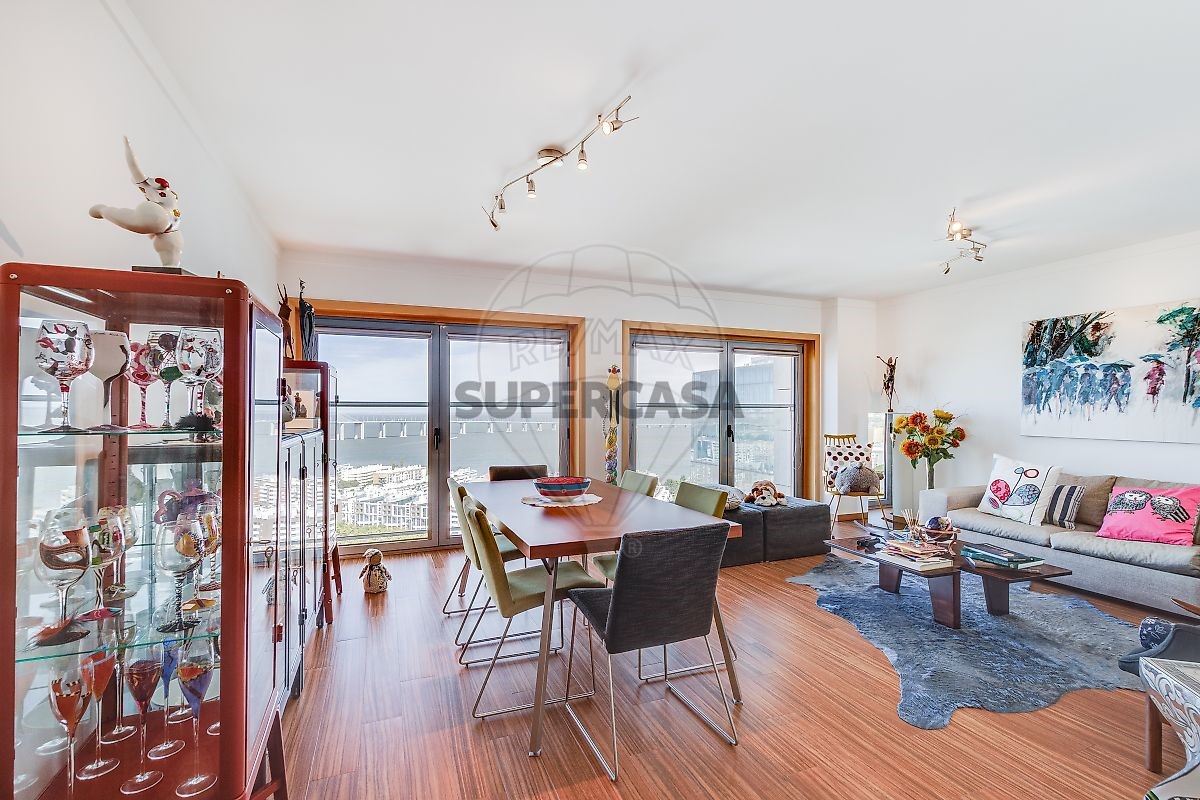 2 bedrooms Apartment in Lisbon, Portugal No. 350996