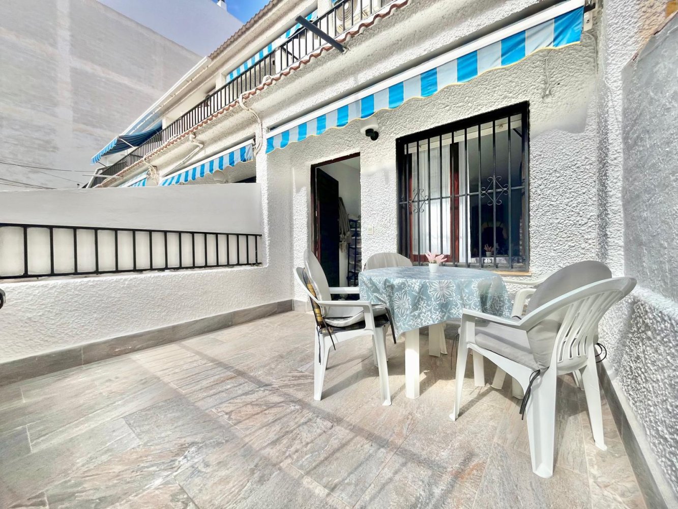 2 dormitorios ático en venta en Torrevieja, Alicante, Comunidad Valenciana, Spain № 370065