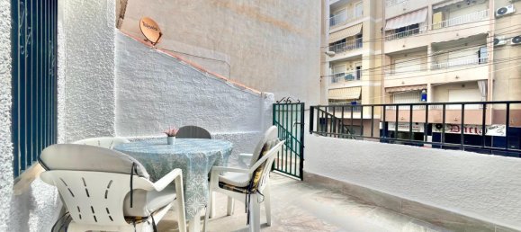 2 dormitorios ático en venta en Torrevieja, Alicante, Comunidad Valenciana, Spain № 370065 2
