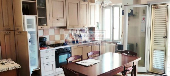Apartamento de 3 divisões em Monte San Giusto, Italy N.º 78312 2