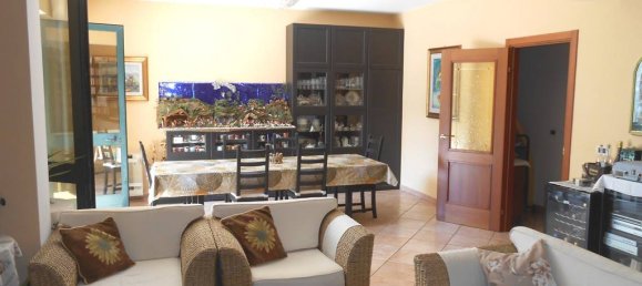 3 chambres Appartement à Reggio Calabria, Italy No. 220558 14