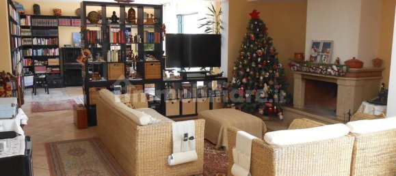 3 chambres Appartement à Reggio Calabria, Italy No. 220558 2