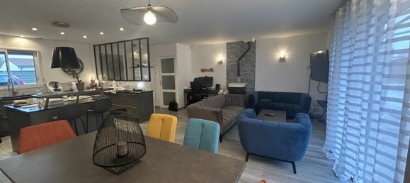 4 bedrooms House in Loyettes, France No. 203213 14