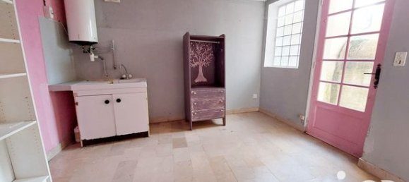 3 bedrooms House in Cerisiers, France No. 364014 4