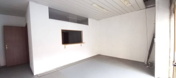 3 rooms Commercial property in Rome, Italy No. 292057 5