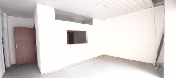 3 rooms Commercial property in Rome, Italy No. 292057 6