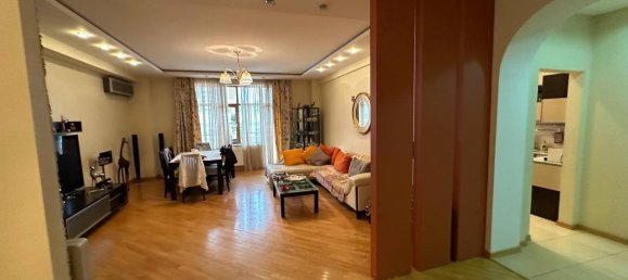 3 Schlafzimmer Wohnung in Nasimi, Azerbaijan, Nr. 1308 5