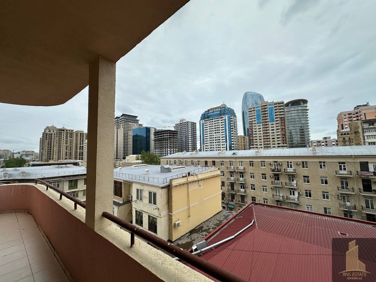 3 Schlafzimmer Wohnung in Nasimi, Azerbaijan, Nr. 1308