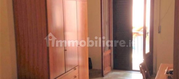 Квартира с 2 спальнями в Реджо Калабрия, Италия № 267384 13