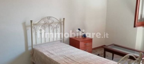 Квартира с 2 спальнями в Реджо Калабрия, Италия № 267384 4