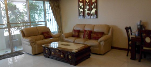 2 bedrooms Condo in Pattaya, Thailand No. 1574 4