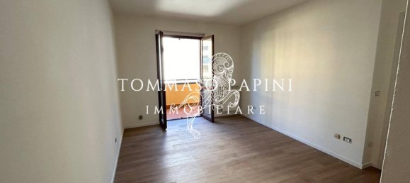 1 bedroom Apartment in Florence, Italy No. 213727 2
