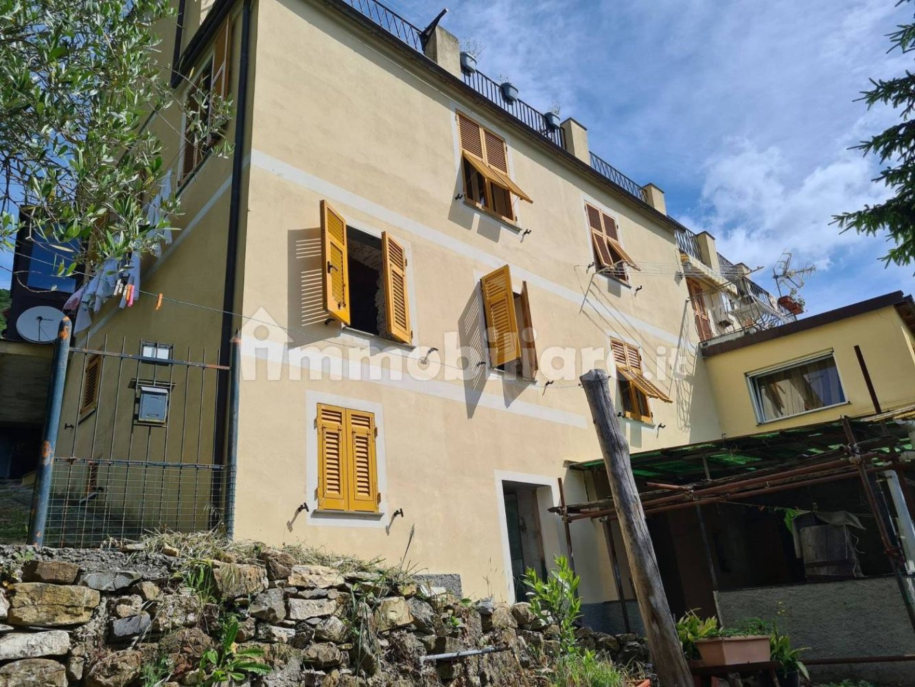 2 Schlafzimmer Wohnung in Genoa, Italy, Nr. 280984