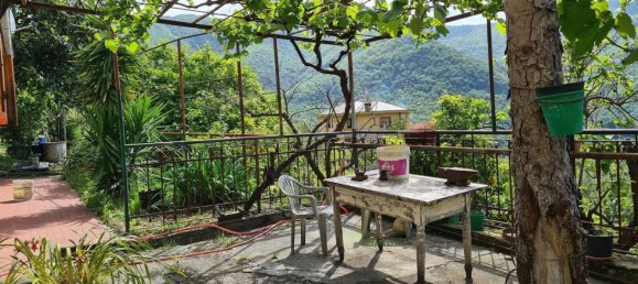 2 Schlafzimmer Wohnung in Genoa, Italy, Nr. 280984 2