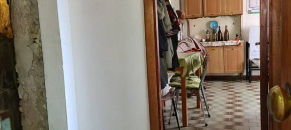2 Schlafzimmer Wohnung in Genoa, Italy, Nr. 280984 8