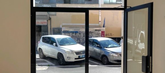 1 bedroom Commercial property in Rome, Italy No. 69743 11