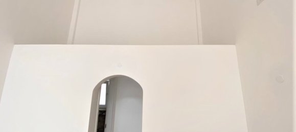 1 bedroom Commercial property in Rome, Italy No. 69743 5