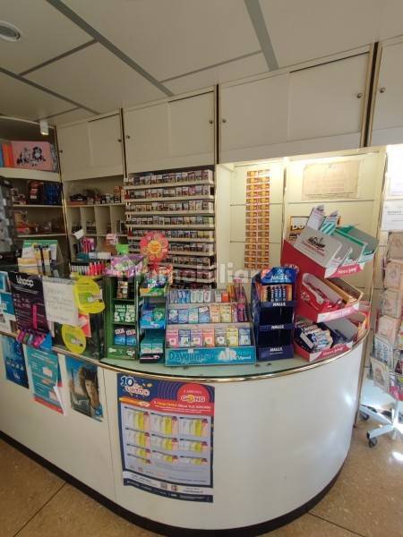 1 room Commercial property in Genoa, Italy No. 353324