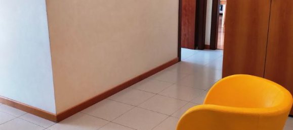 4 rooms Apartment in Vicenza, Italy No. 236660 2