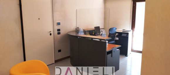 4 rooms Apartment in Vicenza, Italy No. 236660 4