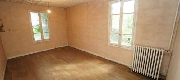 2 bedrooms Land in Aulnay-sous-Bois, France No. 189202 5