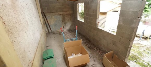 2 bedrooms Land in Aulnay-sous-Bois, France No. 189202 3