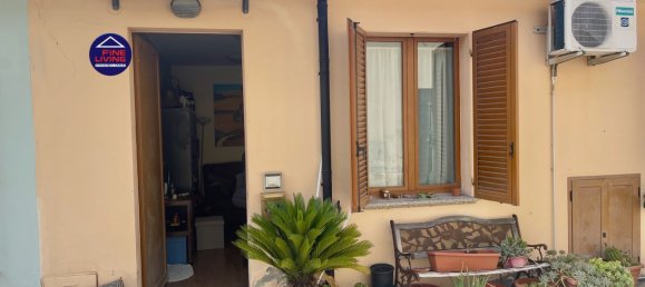 3 rooms Apartment in Montelabbate, Italy No. 276639 10