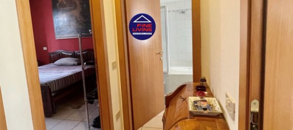 3 rooms Apartment in Montelabbate, Italy No. 276639 4