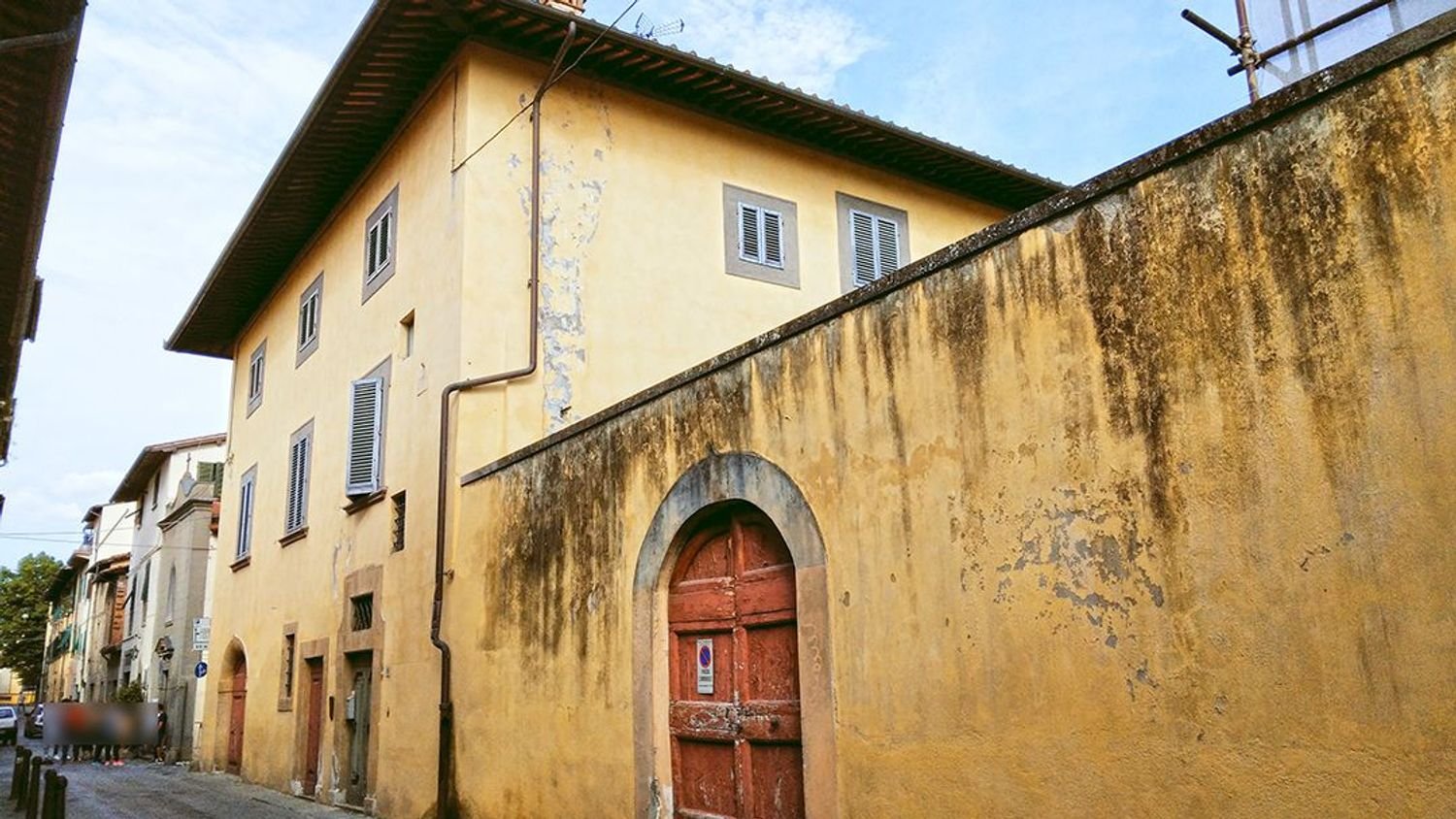 Квартира с 8 комнатами в Ареццо, Италия № 190055