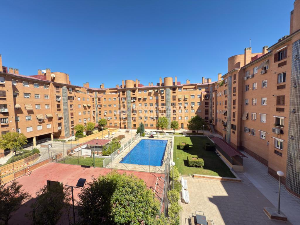 3-Zimmer Wohnung in Madrid, Spain, Nr. 268739