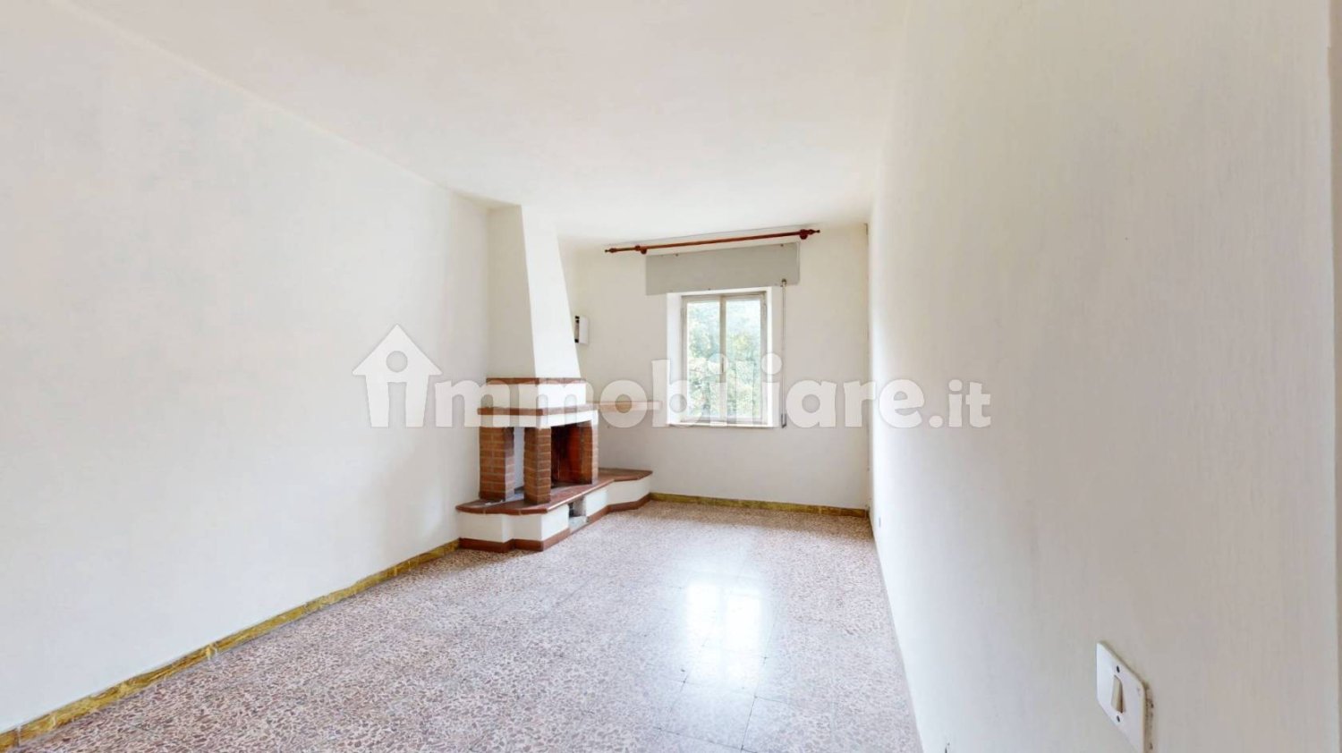 2 bedrooms House in Coreglia Antelminelli, Italy No. 234607