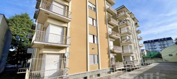 2 غرف نوم شقة في Busto Arsizio, Italy رقم 380027 15