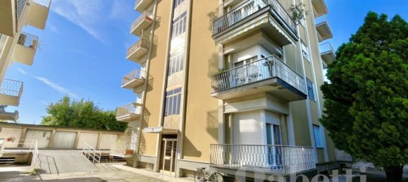 2 غرف نوم شقة في Busto Arsizio, Italy رقم 380027 2