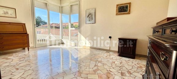 2 غرف نوم شقة في Busto Arsizio, Italy رقم 380027 22