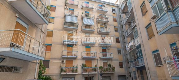 Квартира с 2 спальнями в Мессина, Италия № 328660 11