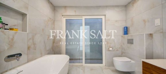 Moradia em banda T4 em Mosta, Malta N.º 1512 8