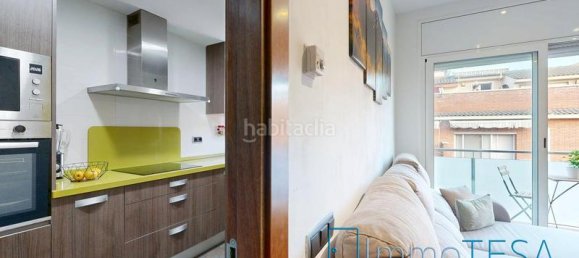 Apartamento de 3 dormitorios en Barcelona, Spain No. 175215 21