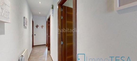 Apartamento de 3 dormitorios en Barcelona, Spain No. 175215 23