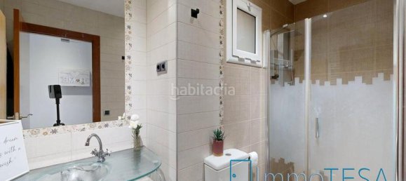 Apartamento de 3 dormitorios en Barcelona, Spain No. 175215 26