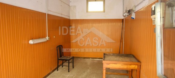 17m² Commercial property in Concordia sulla Secchia, Italy No. 378344 3