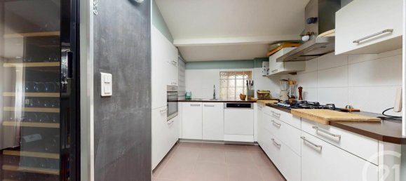 4 bedrooms House in Saint-Julien-de-Concelles, France No. 333298 5