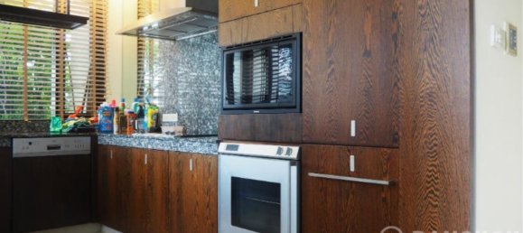 3 bedrooms Condo in Bangkok, Thailand No. 2099 8