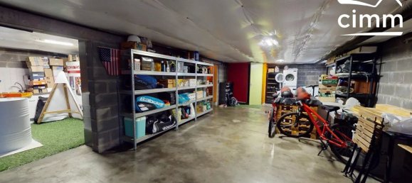 3 bedrooms House in Saint-Cyr-en-Val, France No. 155461 10